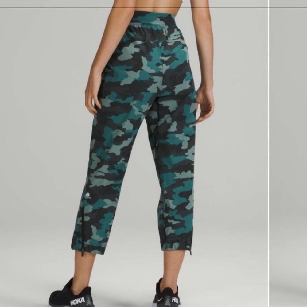 LULULEMON Adapted State High Rise Jogger Women Sz 10 Heritage 365 Tidewater Teal - Picture 4 of 17
